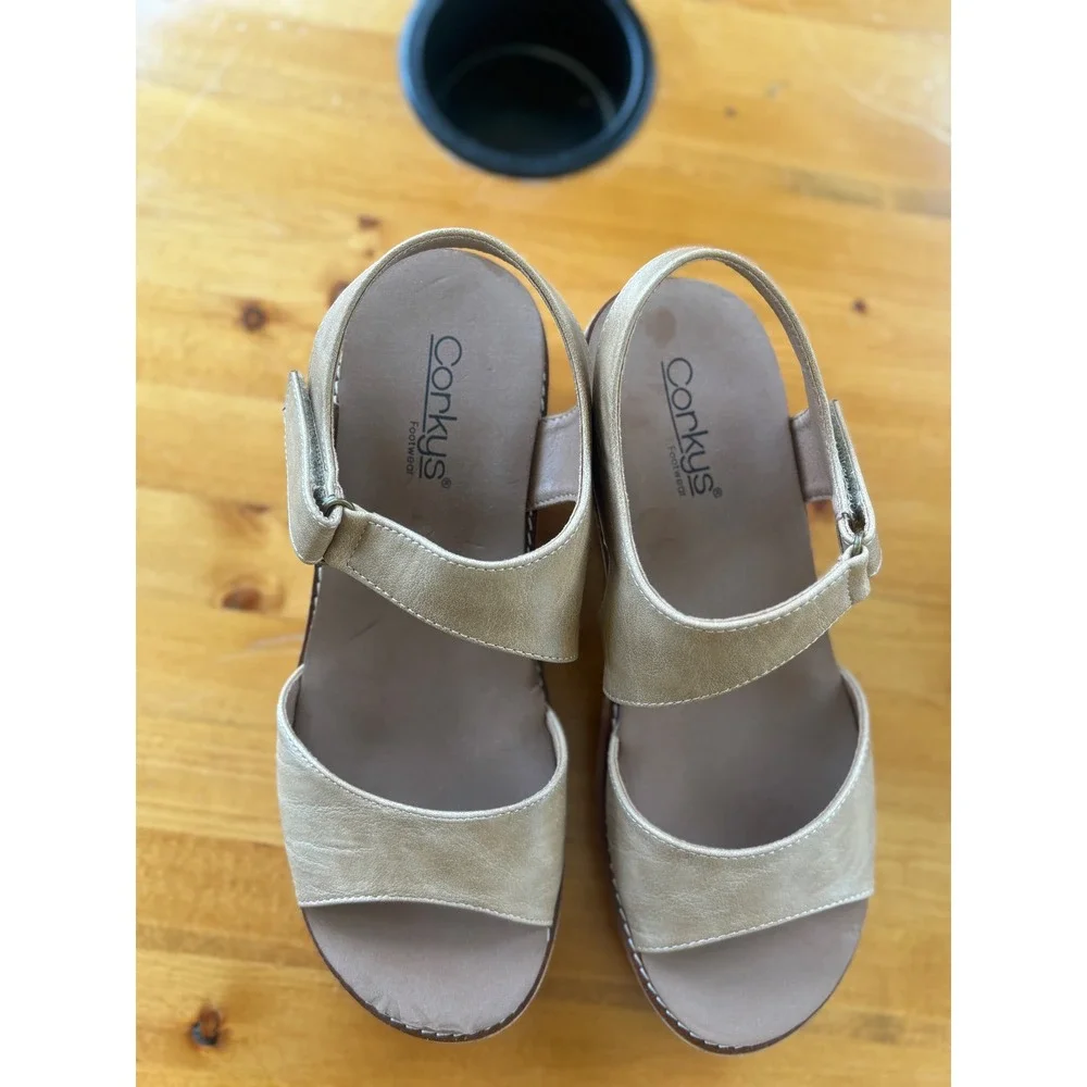 Corkys Footwear Womens Metallic Champagne Cork Wedge Sandals Size 9 Ankle Strap